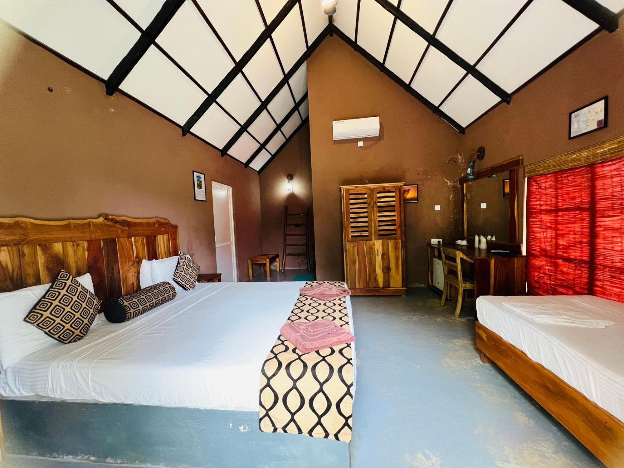 Coco Village Hotel צ'ילאו מראה חיצוני תמונה